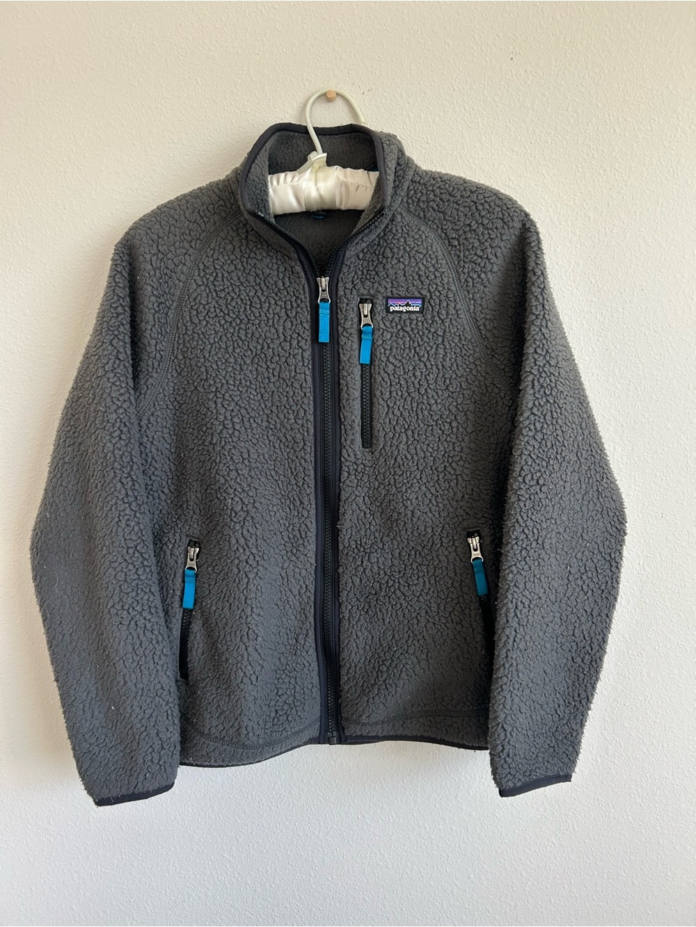 Patagonia Charcoal Gray Sherpa Fleece Jacket with Blue Zip Pulls- Can Fit Adult